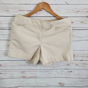 Ann Taylor Shorts - Ann Taylor Shorts Size 6 Ann Taylor Shorts - Ann Taylor Shorts Size 6